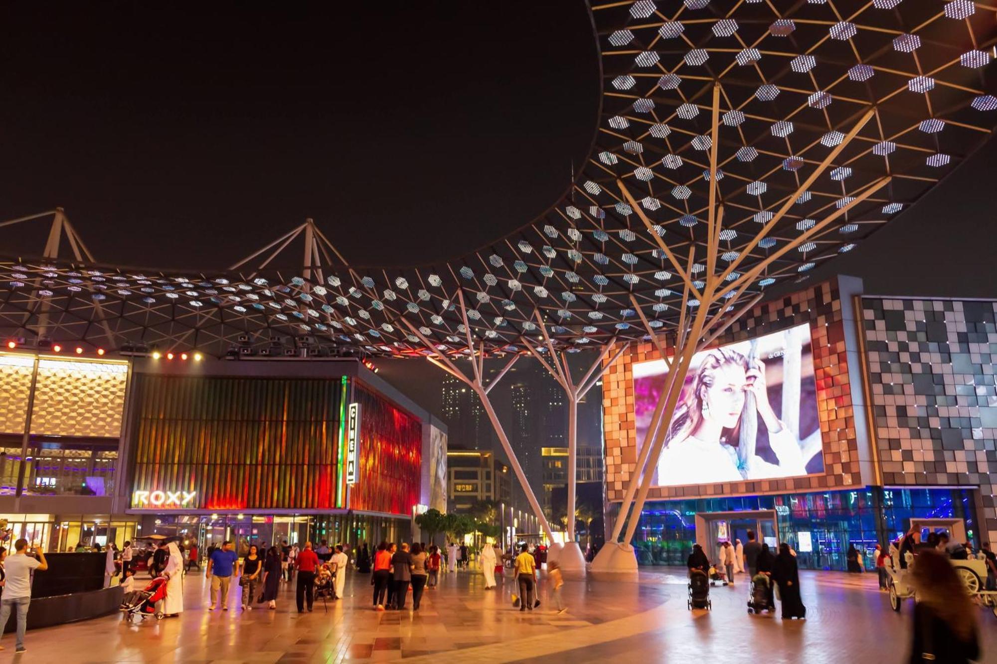 Voco Dubai, An Ihg Hotel Exterior photo The Dubai Fountain