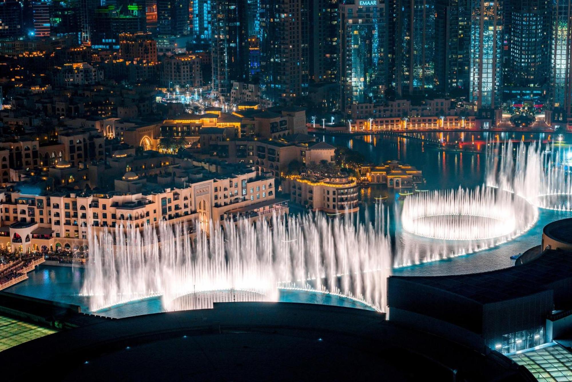 Voco Dubai, An Ihg Hotel Exterior photo The Dubai Fountain