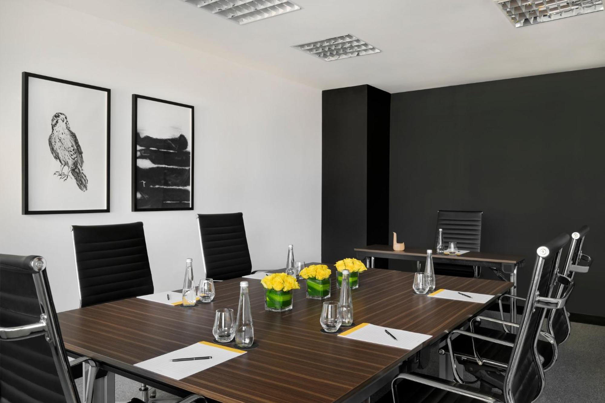Voco Dubai By Ihg Hotel Exterior photo
